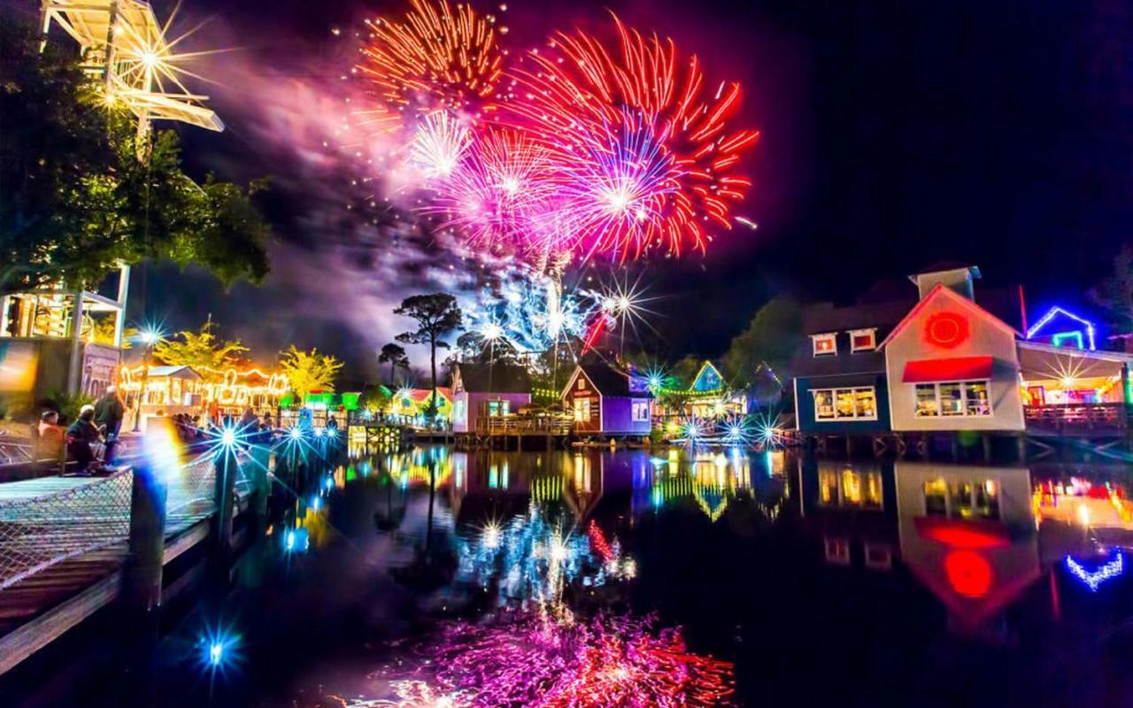 Sandestin Resort Luau By Tufan Exterior photo
